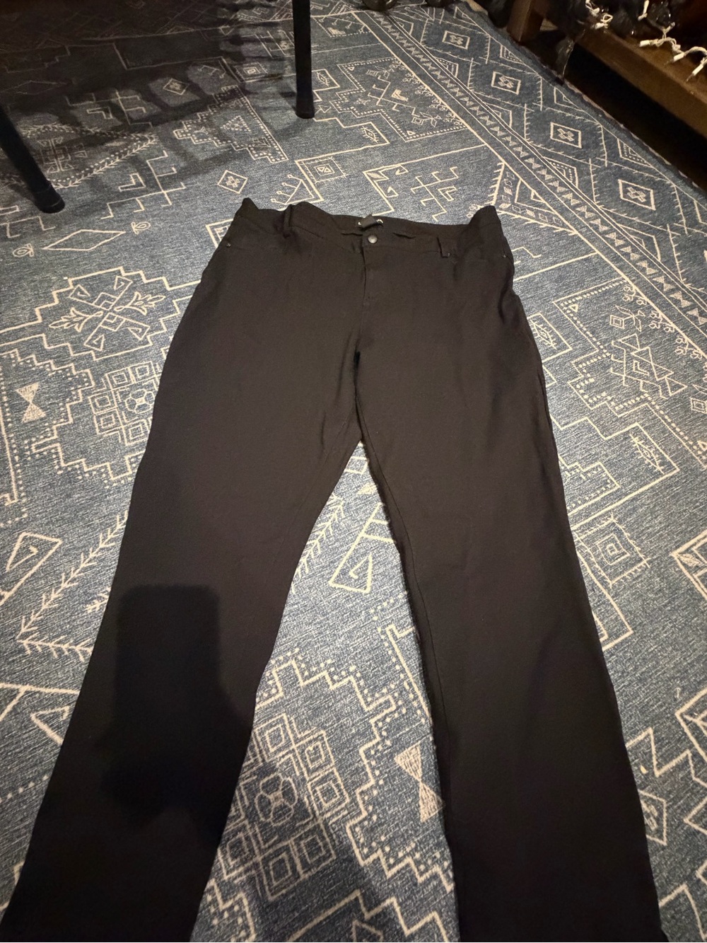 DKNY Women's Black Straight-Leg Jeans